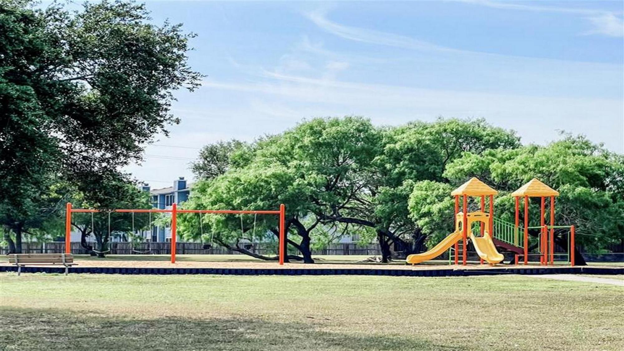 Spacious Family Value Retreat With Pool & Garage Corpus Christi Luaran gambar